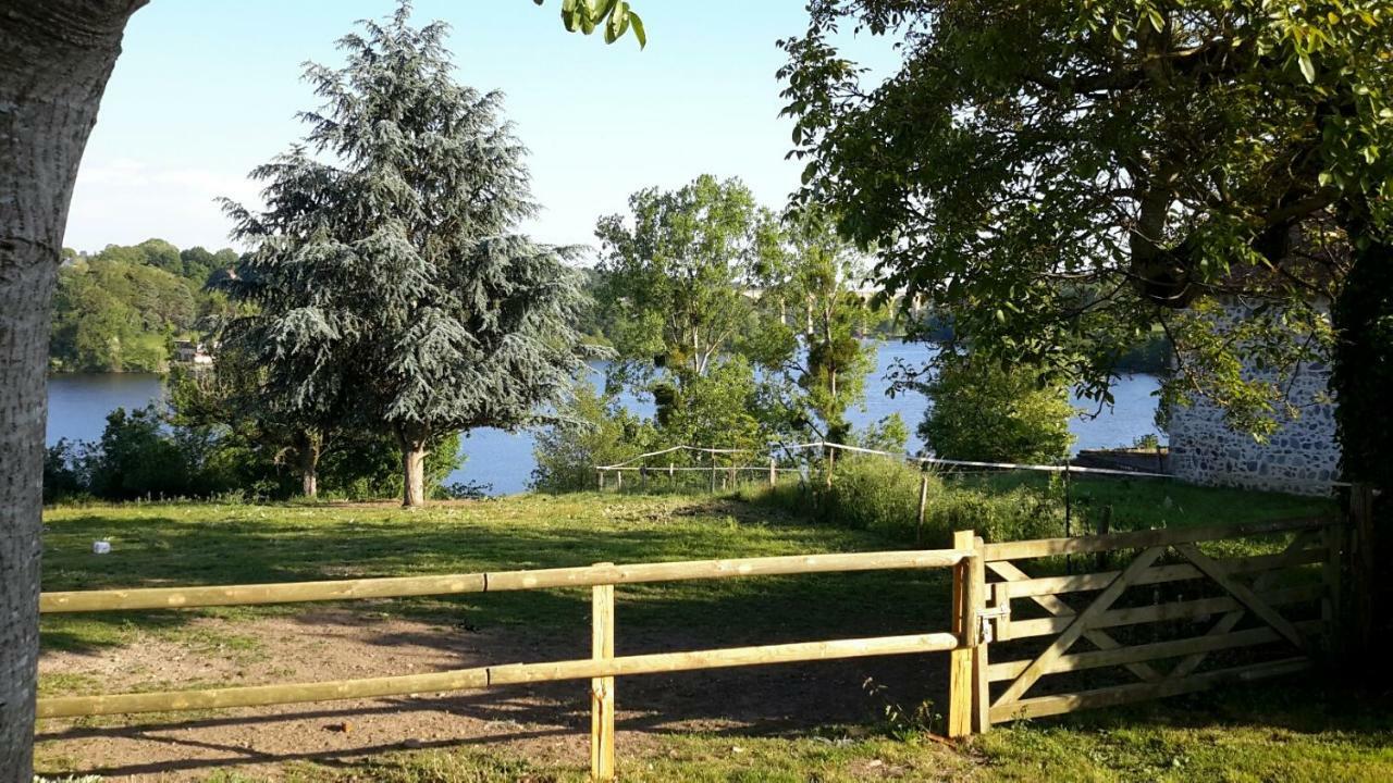 Vila Gite De Villodier Le Vigeant Exteriér fotografie